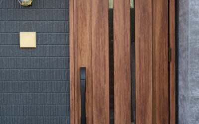 10 intrebari inainte de a alege o usa de lemn personalizata